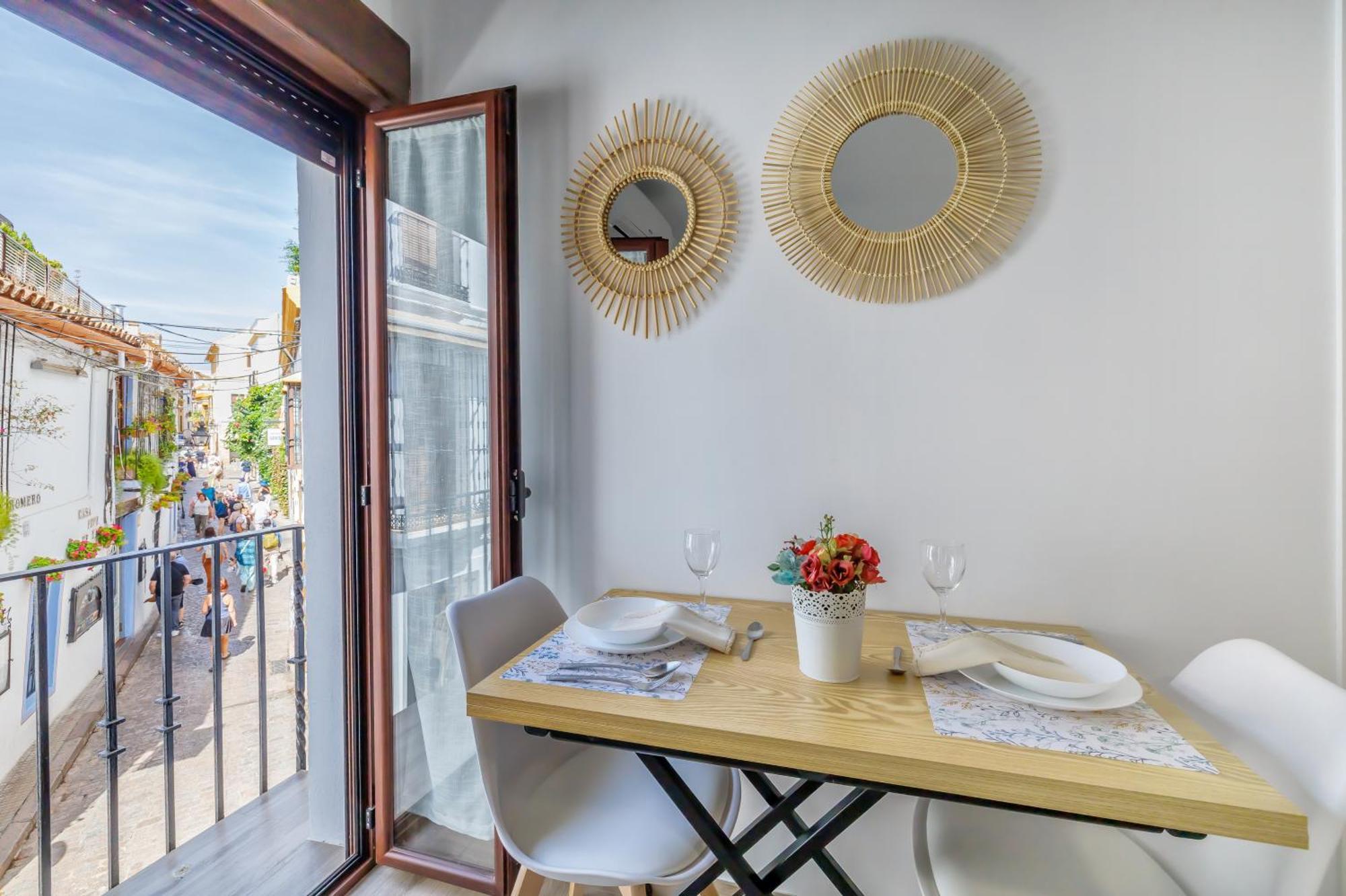 Apartamentos Deanes & Casco Historico Кордоба Екстериор снимка